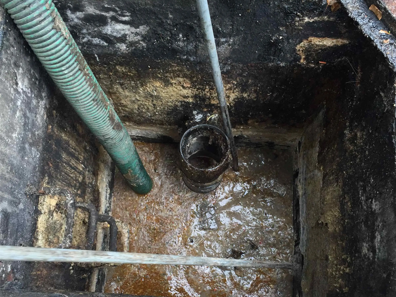 东方城隔油池清理